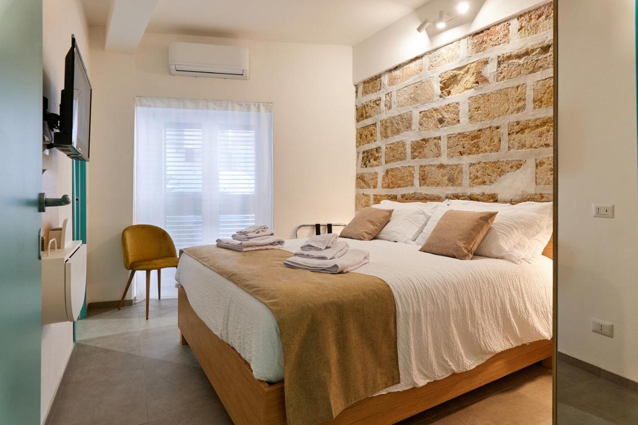 La Casa Di Chele Hotel Palermo Buitenkant foto