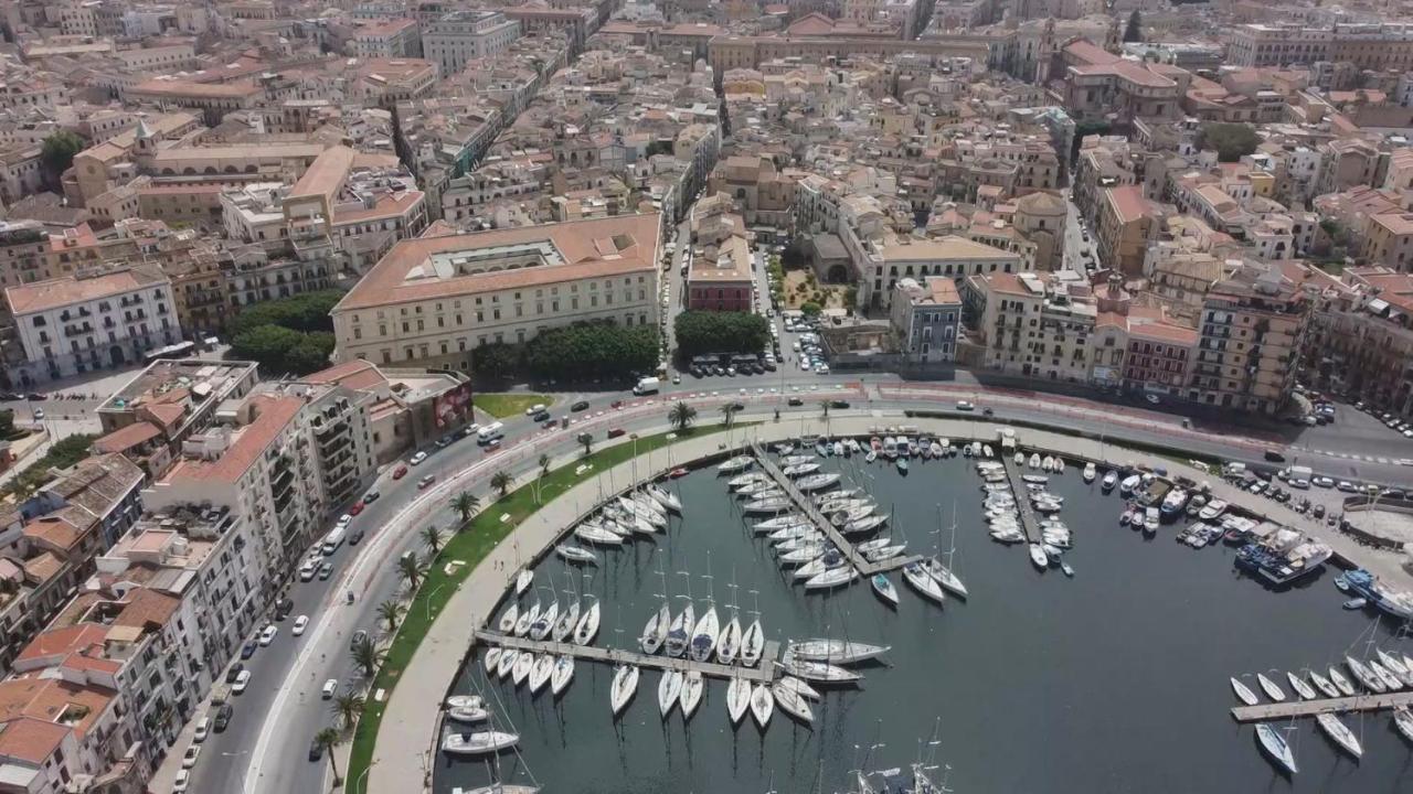 La Casa Di Chele Hotel Palermo Buitenkant foto