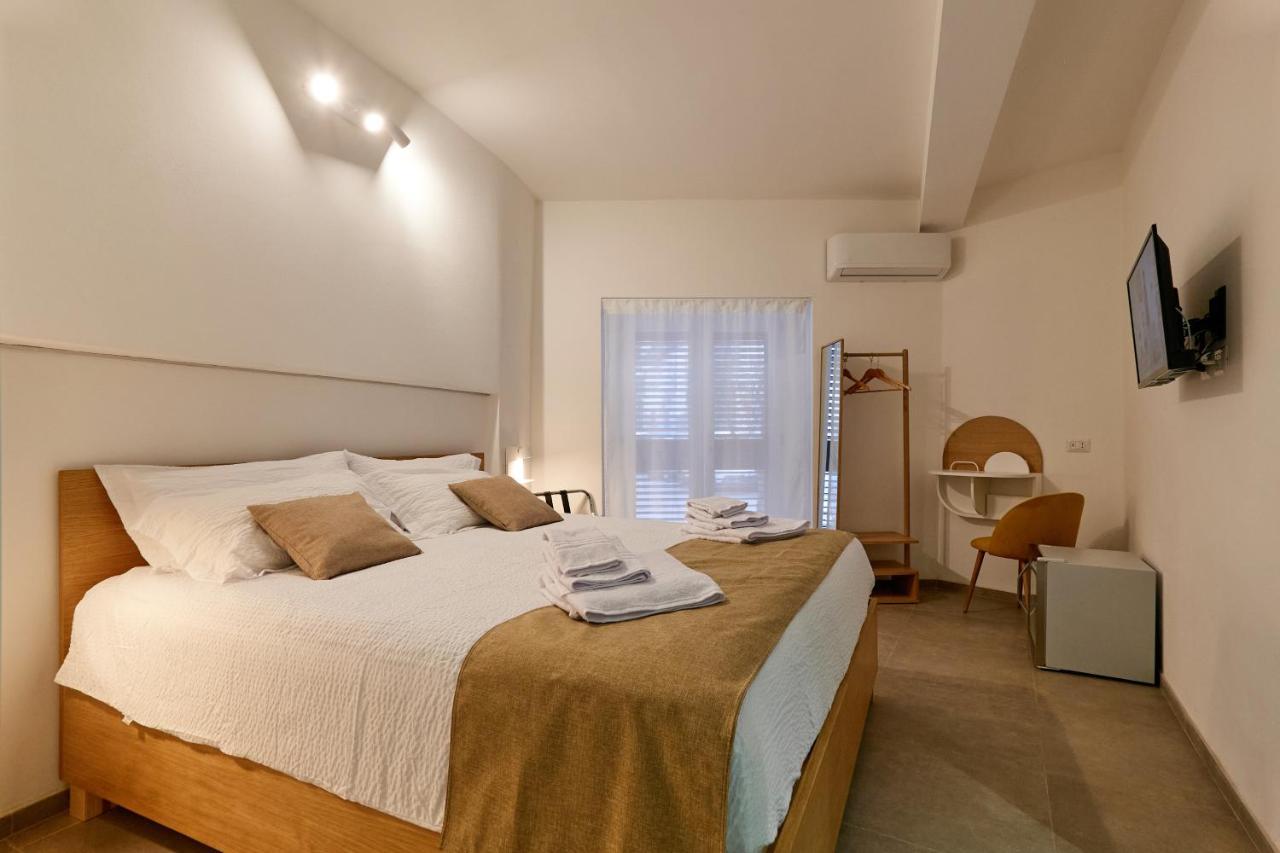 La Casa Di Chele Hotel Palermo Buitenkant foto