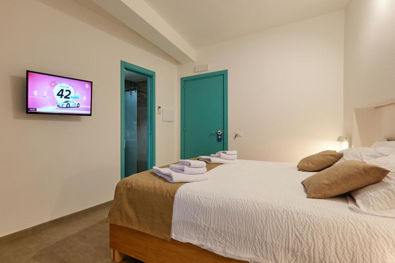 La Casa Di Chele Hotel Palermo Buitenkant foto